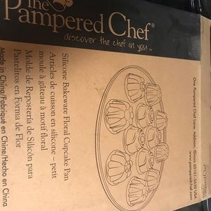 Silicone Bakeware Floral Cupcake Pan